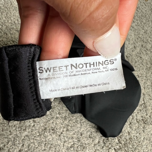 Elegant Black Underwire Bra - Picture 5 of 5